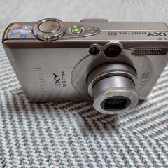 デジカメ　canon IXY60の画像
