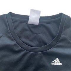 【adidas】スポーツTシャツ(Sサイズ)の画像
