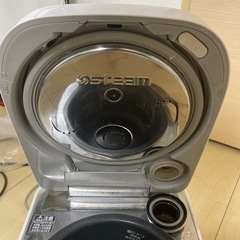 炊飯器の画像