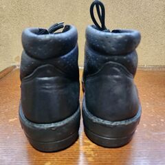 【婦人革靴】ストローバー　短ブーツ23cm の画像