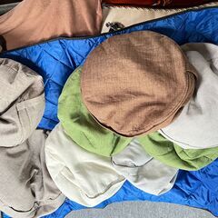 カラフルクッション 色々 1個300円の画像