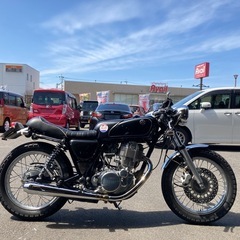 ヤマハSR400カフェレーサーの画像