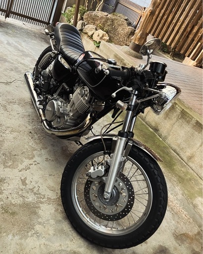 商談成立　ヤマハSR400カフェレーサー