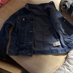 デニムジャケットの画像