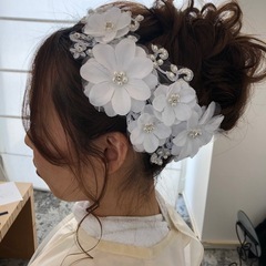 結婚式、パーティー、ヘアアクセサリーの画像