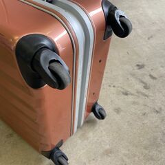 7JB2372 スーツケース キャリー 旅行 バッグ ハードケース トラベルケース かばん 4輪 タイヤ W50×D29×H70の画像