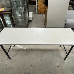 【リサイクルショップどりーむ天保山店】No.4578 長机 高さ約70cm 横幅約180cm 奥行き約60cm 折りたたみ式の画像