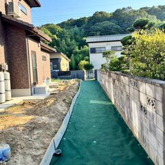 10月29日　誰でも簡単。時給2,000円。防草シートのピン打ちのお手伝いの画像