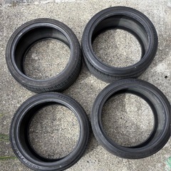 235/40R19  GoodYear Efficient Grip 4本セットの画像