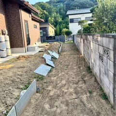 10月30日　誰でも簡単。時給2,000円。防草シートのピン打ちのお手伝いの画像