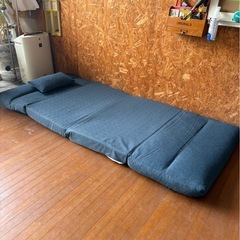 J1701   ソファーベッド　1人がけ　atease クッション付き　の画像
