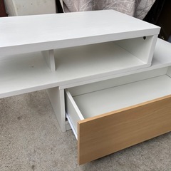テレビ台の画像