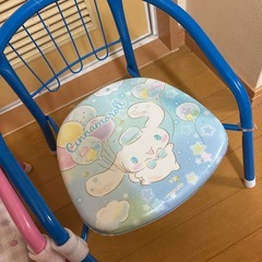 子供椅子 サンリオの画像