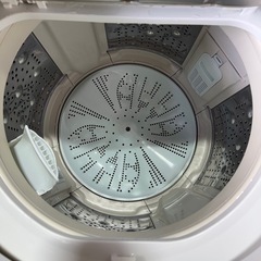 J2101   HITACHI 日立　縦型洗濯機　BEAT WASH SLIM 8/4.5kg 2017年の画像