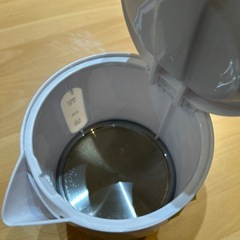 【電子ケトル0.8L】【KOM】クリーニング済み【管理番号31021】野の画像
