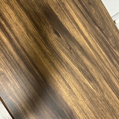 折りたたみテーブルの画像