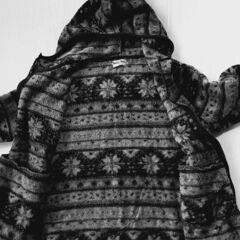 雪の結晶柄パーカー 130cmの画像