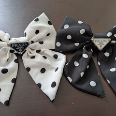 プラダノベルティバレッタ2点セットの画像
