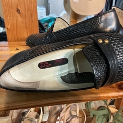 ローファー👞レディース👩Lamer本革✨サイズ23cm編み込みローファー汚れあり💦黒の画像