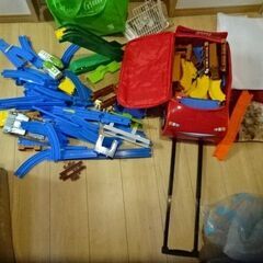 トミカ　プラレール　車　列車　レールなどの画像