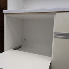 【スライドカウンター内広々】キッチンボード 土井インテリア レンジボード 食器棚 カップボード 開扉 高さ184cm 幅117cm：ホワイトの画像