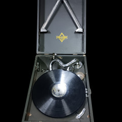 ●(中古)昭和レトロ FREEDOM 蓄音機(針付き)の画像