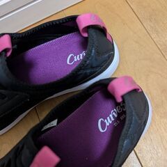 カーブス　トレーニング用シューズの画像