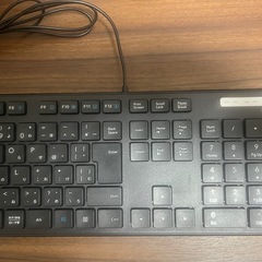 ★中古★ELECOM  有線薄型フルキーボード  TK-FCM108の画像