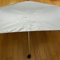 早い者勝ち【美品】折りたたみ傘 傘 3色 1本価格の画像