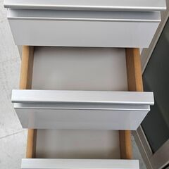 ✨️ジモティー割引✨️【ジャングルジャングル堺初芝店】 　スリム食器棚　堺市（東区　西区　北区　南区　堺区　美原区）高石市　泉大津市　忠岡町　和泉市　松原市　大阪狭山市の画像