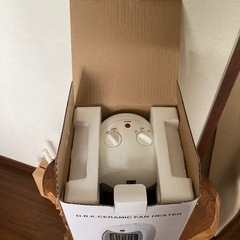 セラミックファンヒーターの画像