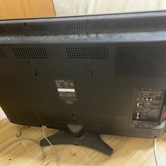32型テレビの画像