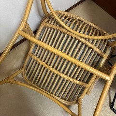 ラタンチェアの画像