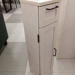 ★リユースのサカイ千葉中央店★  収納家具  H81×D20×W20 クリーニング済み TC5022の画像