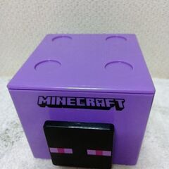 マインクラフト　特大室内スリッパ＆スタッキングチェスト2個（おまけ付き）の画像