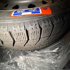 ブリヂストン　スタッドレスタイヤ4本　ホイール付　BLIZZAK VRX 155/65R14の画像