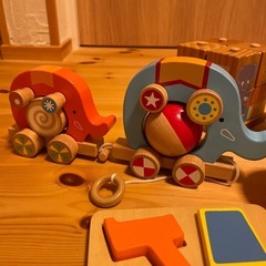1歳半ごろ〜　知育玩具5点の画像
