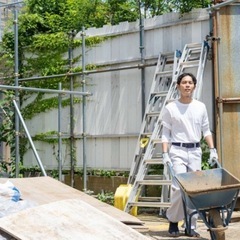 毎日が給料日　土木作業員　解体手元作業員の募集でございます。　完全日払いの仕事。　日当11000円(業界最高水準)  construction workers wanted. 11000jpy per day. get paid everyday basis in cash.の画像