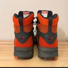 【美品】MAMMUT トレッキングシューズ 23.0cmの画像