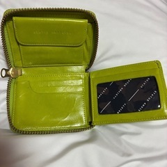 STATUS ANXIETY×Ray BEAMS/ライムグリーン　財布の画像