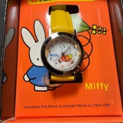【時計】ミッフィー２　文字板のイラストが変化します 【稼働品】の画像