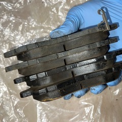 デリカD5 社外ブレーキパッド ほぼ新品の画像