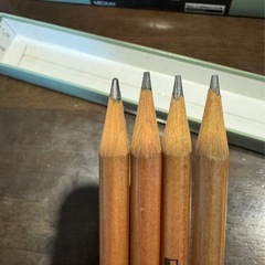 カリスマペンシル ブラック5本の画像