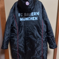 FC.BAYERN ベンチコートの画像