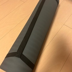 ヨガ　ピラティス　マットの画像