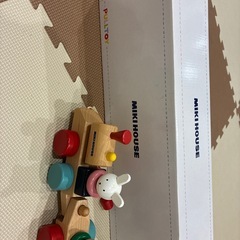 ミキハウス　オモチャの画像
