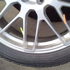冬 クラウン 21インチ【冬用 2024年】クラウンスポーツ【~95％ 富山】日本製 スタッドレス 235/45R21 ダンロップ 中古４本 トヨタ 車検対応の画像