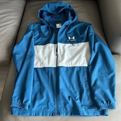 アンダーアーマー UAスポーツスタイル ウィンドジャケット メン【ブルーXL】の画像