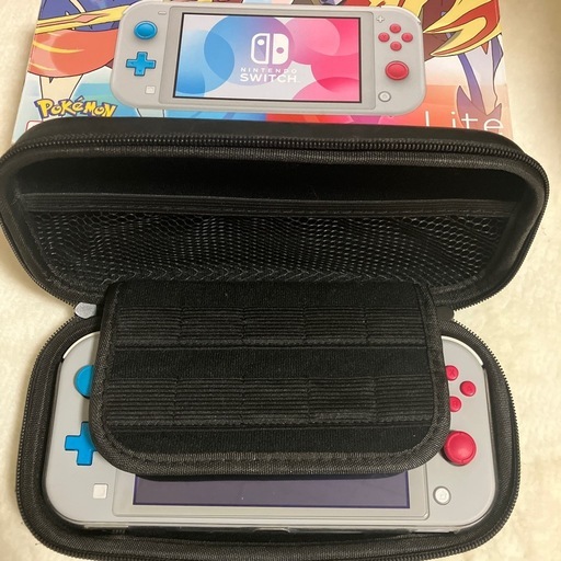 Nintendo Switch Lite ポケモンモデル