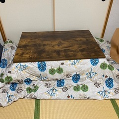 コタツ机の画像